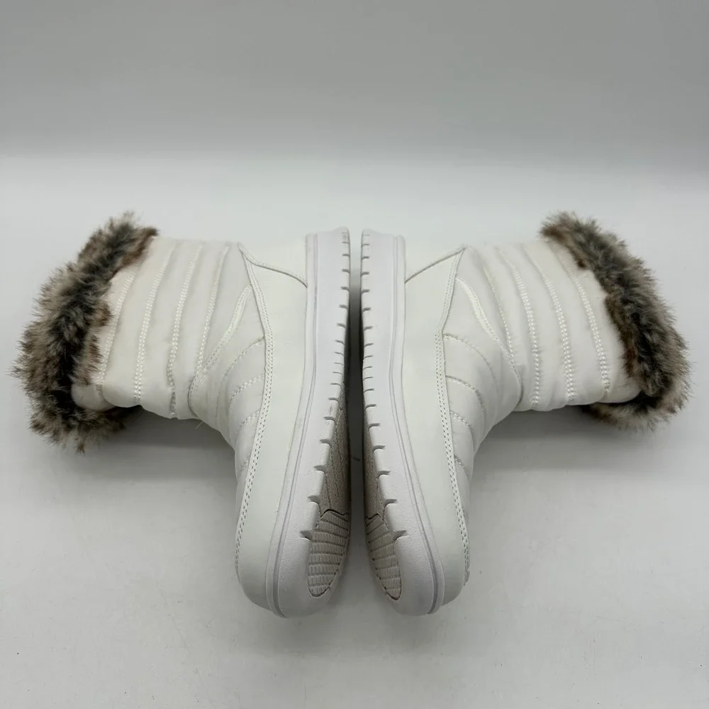 Ryka Womens 8.5M Suzy White Quilted Puffer Faux Fur Trim Winter Ankle Snow Boots